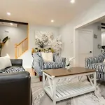 New Renovation Cozy House In Worcester