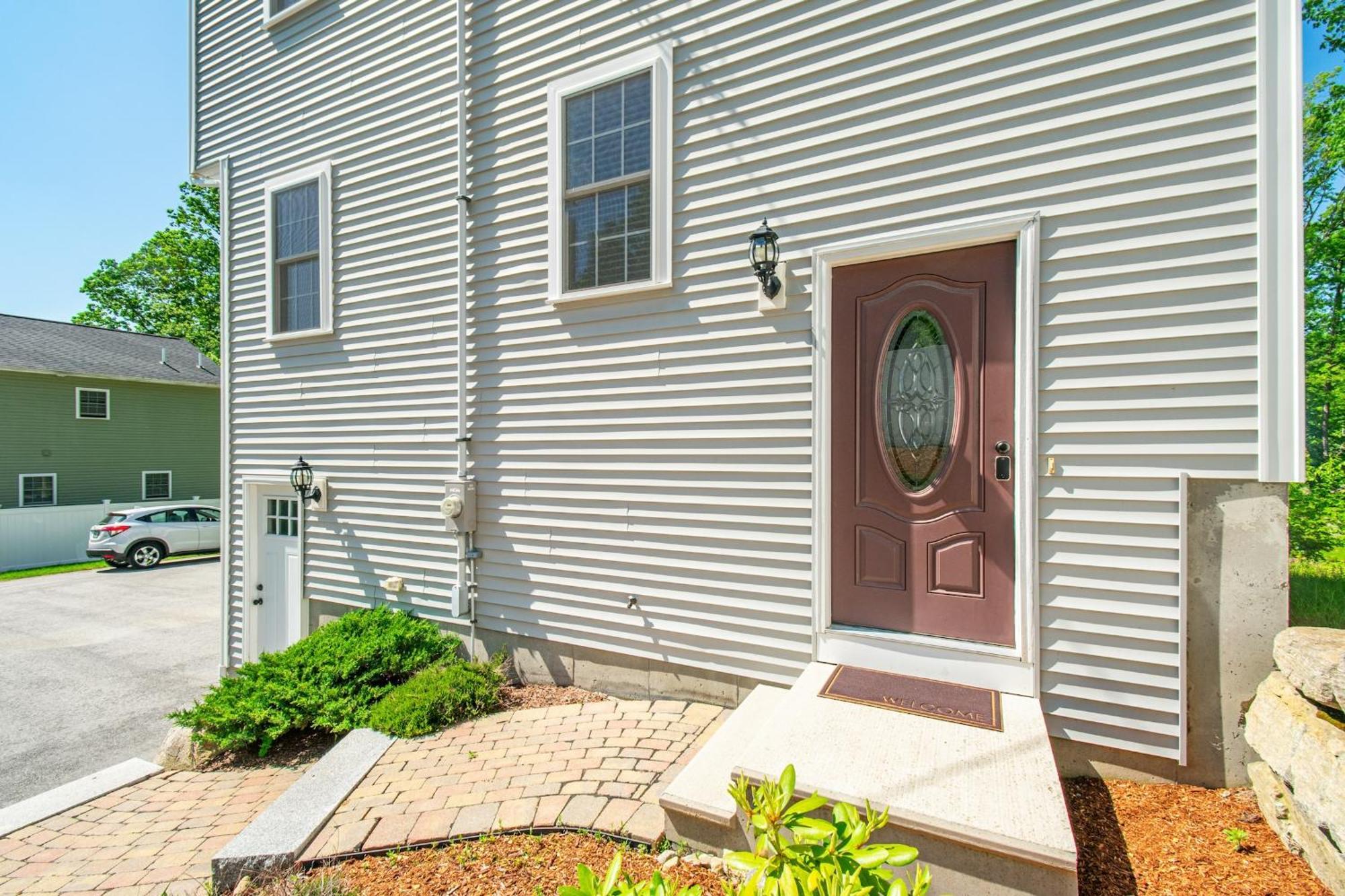 Apartment Elegant 3br Near Downtown Worcester