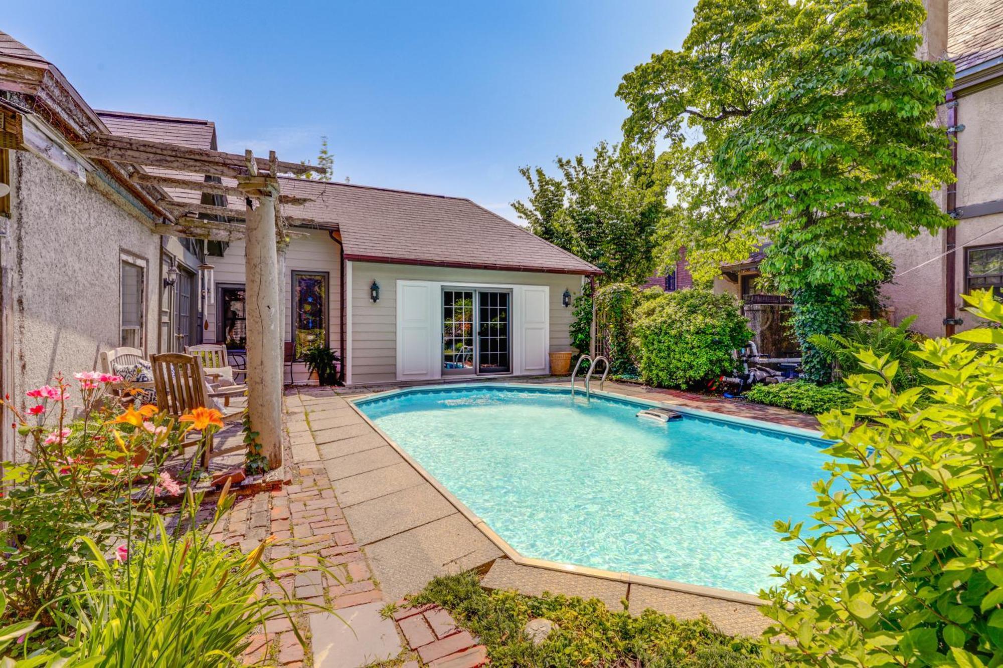 Beautiful And Historic Cottage, Steps To Elm Park * Worcester