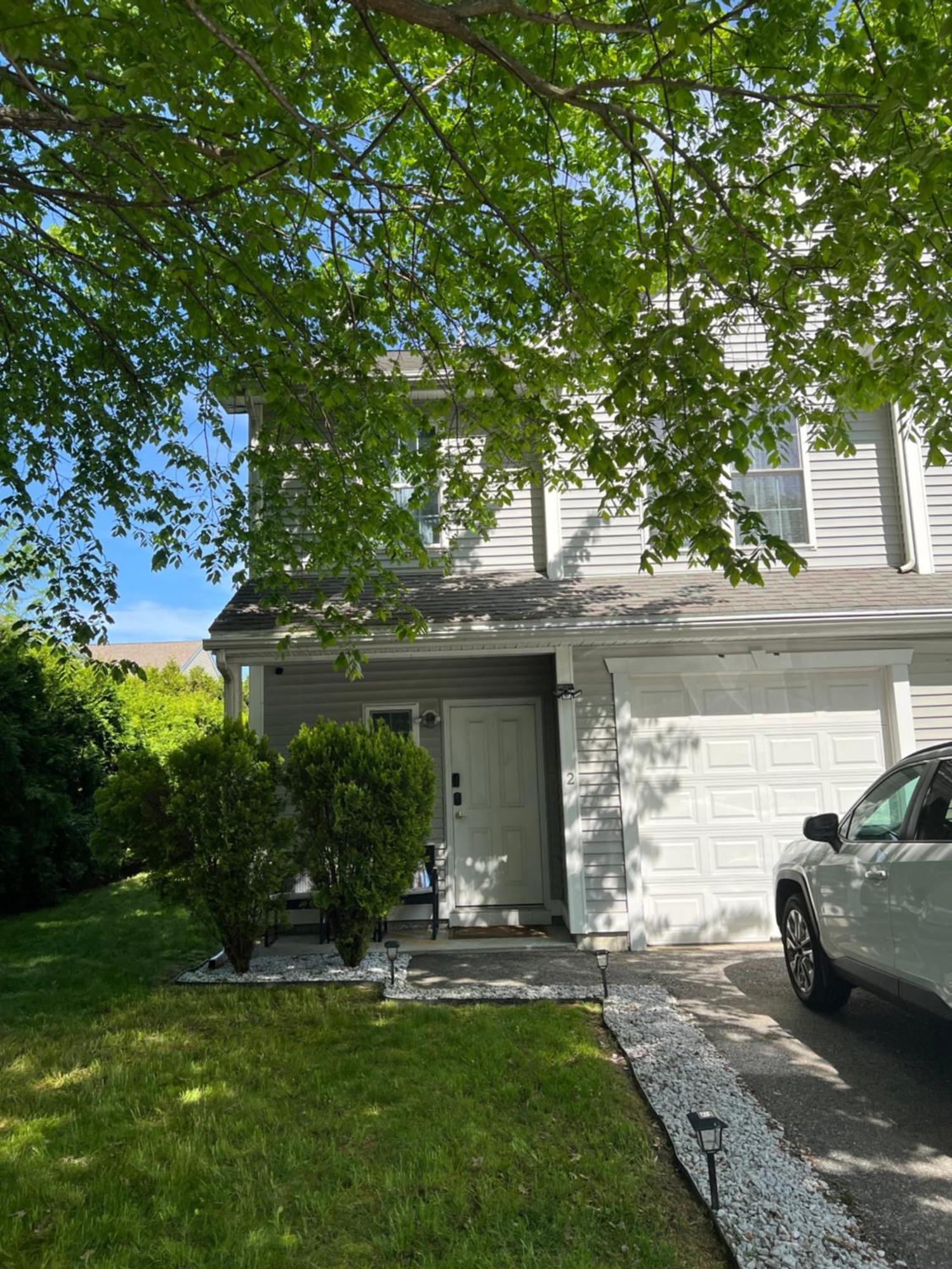 Charming Centrally Located In * Worcester