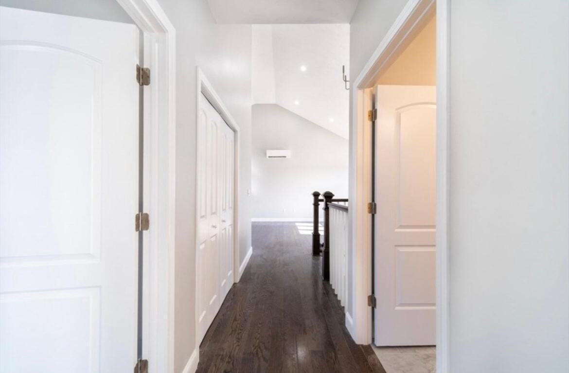 Brand New Fully Furnished * Worcester