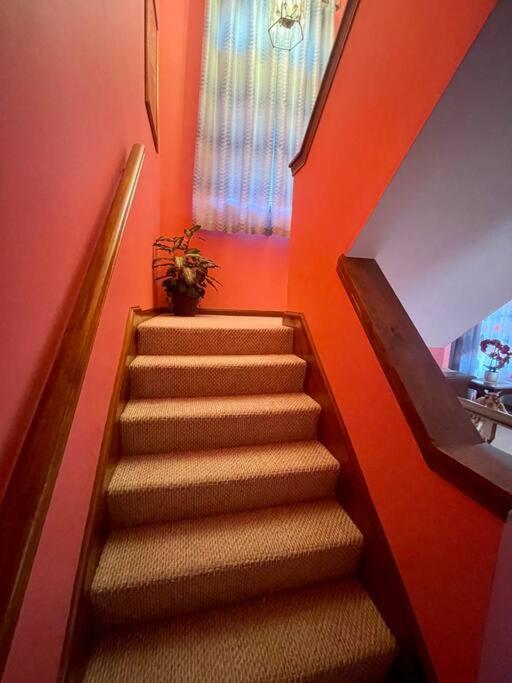 Full House/heart Of Holiday home Worcester