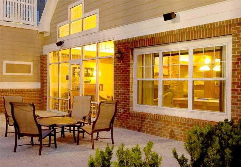 Residence Inn Worcester Hotel 3*