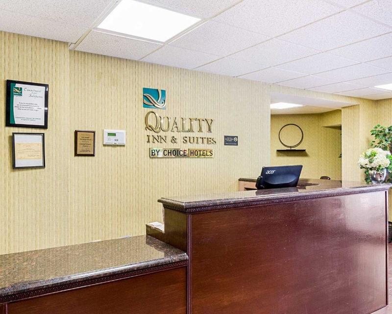 Quality & Hotel 2*