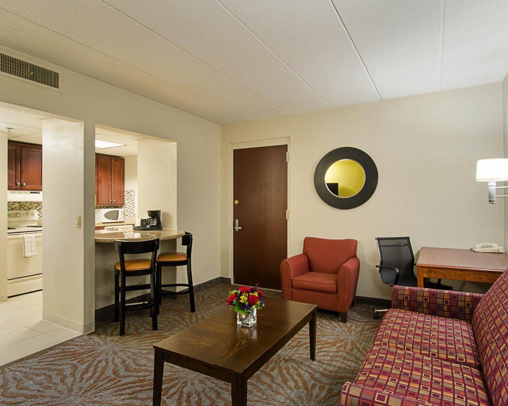 Suburban Extended Hotel Worcester