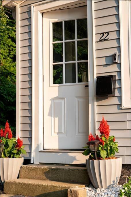 New Renovation Cozy House In * Worcester
