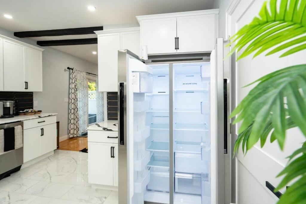 New Renovation Cozy House In Apartment *