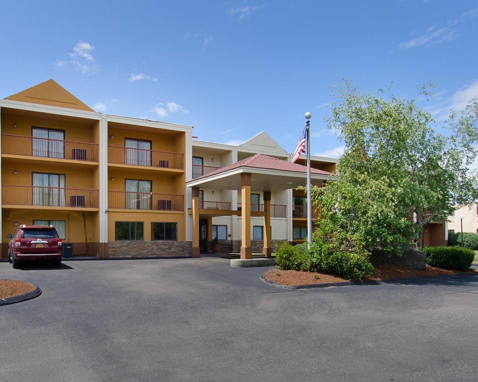 Suburban Extended Hotel